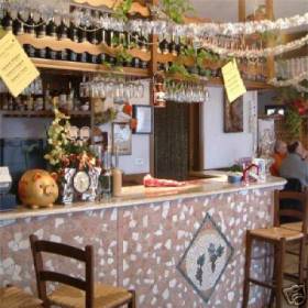 Foto del banco del ristorante del Vecchio Mulino